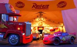 Cars Lightning McQueen and Mack